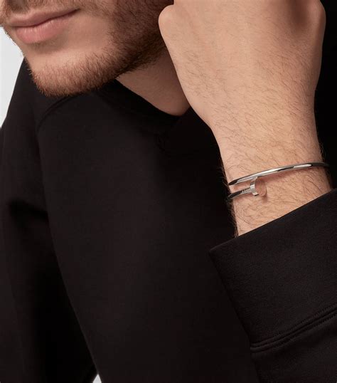 cartier clou bracelet homme|cartier bracelet un clou price.